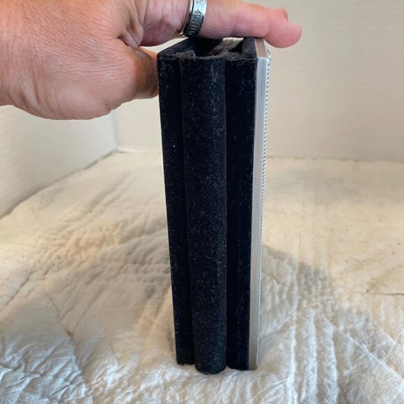 Vintage Burnes of Boston Silver-Plated Floral Photo Frame Album 6" by 4" - Picture 7 of 14